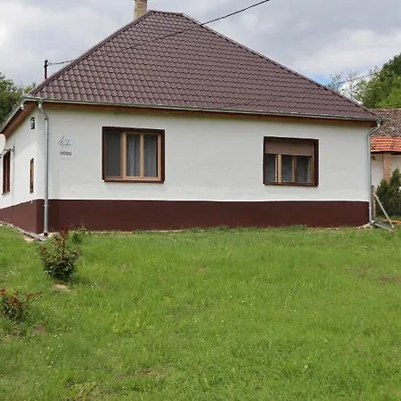 Szajko Vendeghaz * Mucsi